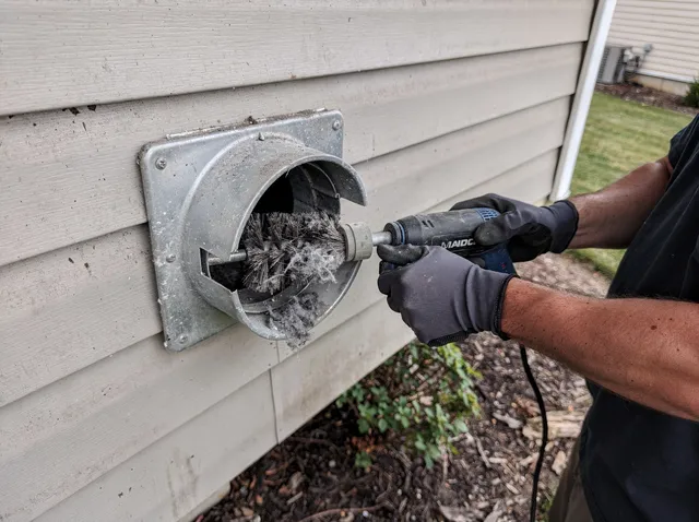 Residential Vent Cleaning service in Town 'n' Country, FL